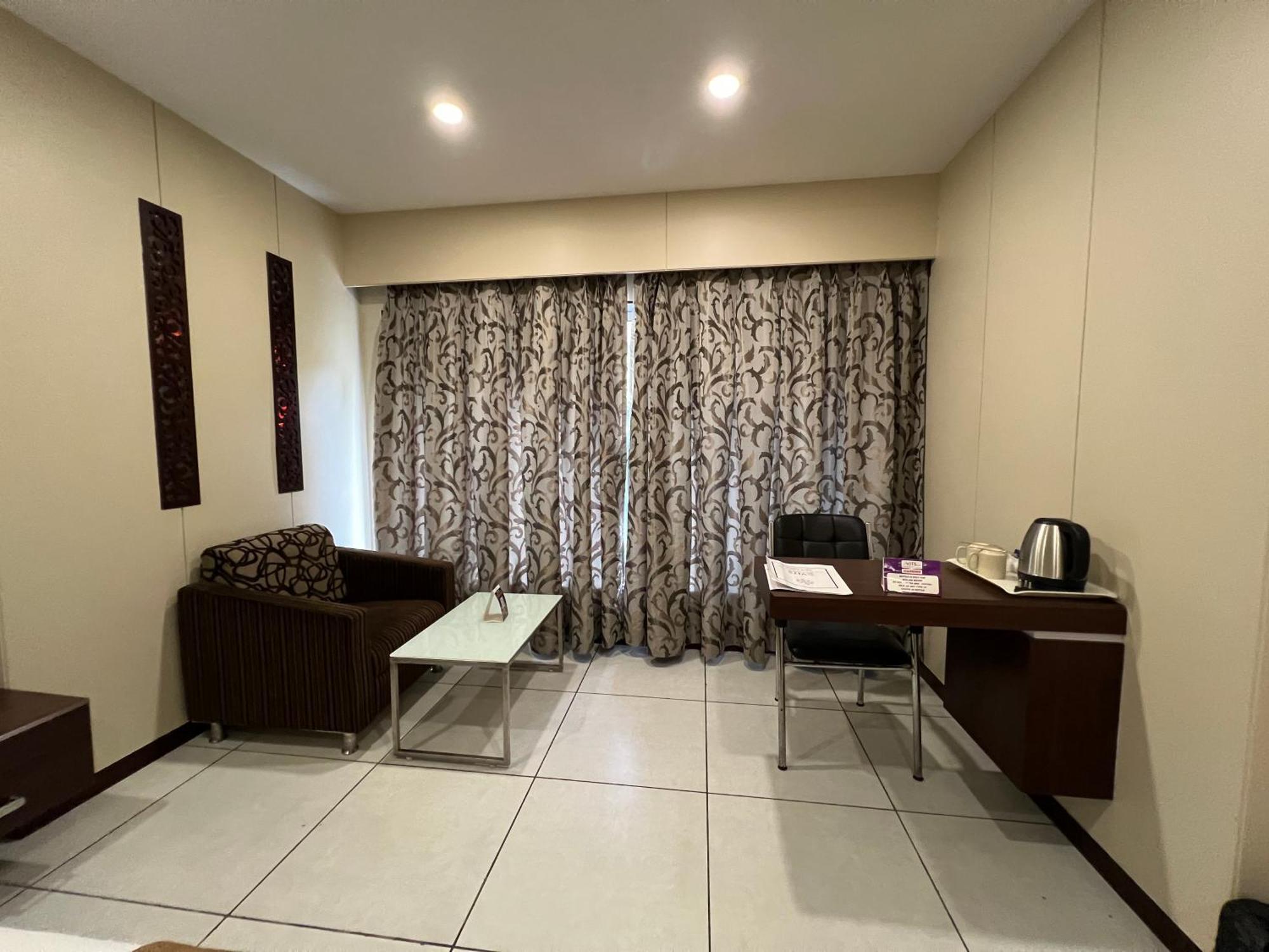 Hotel VITS Shalimar, Ankleshwar Exterior foto