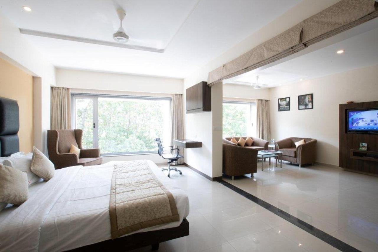 Hotel VITS Shalimar, Ankleshwar Exterior foto